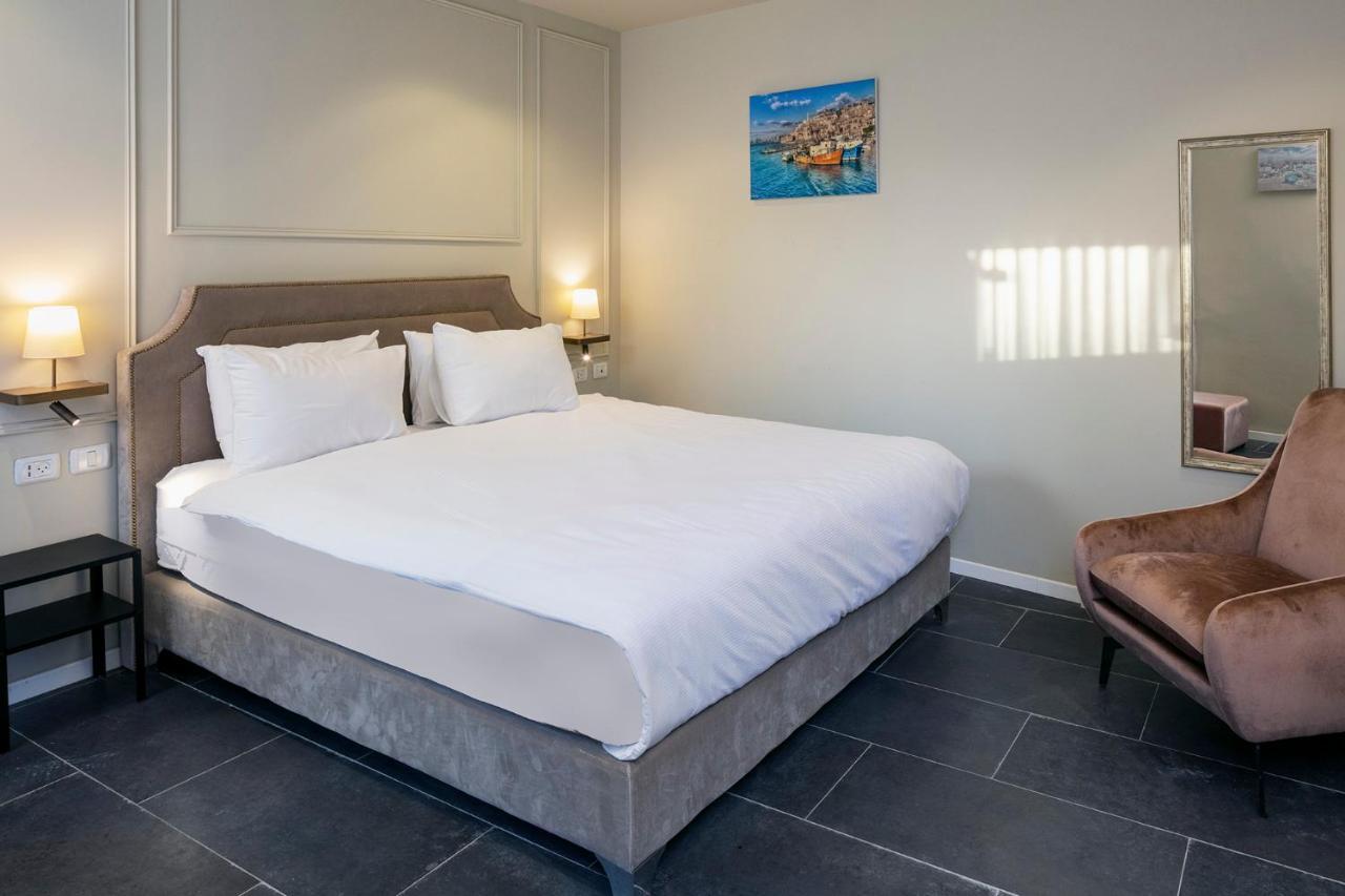 Jaffa Tel-Aviv Gallery Boutique Hotel ภายนอก รูปภาพ